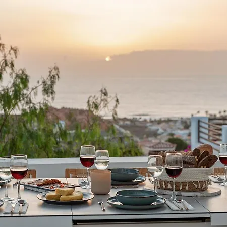 Karat Punta Rasca Villa *