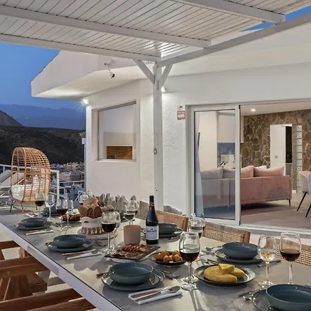 Karat Punta Rasca Villa