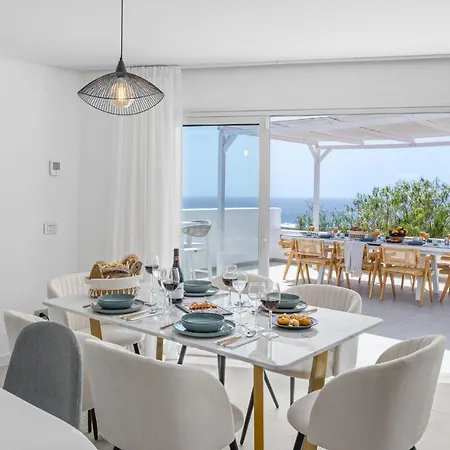 Karat Punta Rasca Villa