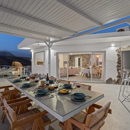 Karat Punta Rasca Villa